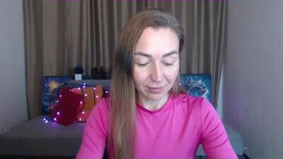 ay_kiss_jully public webcam profile photo 6