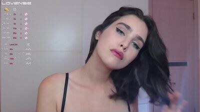 ayaderen public webcam profile photo 2