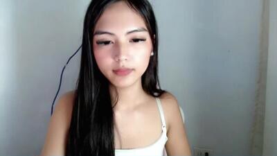 ayalvrs18 public webcam profile photo 2