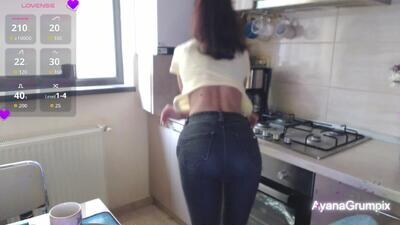 ayanagrumpixx public webcam profile photo 3