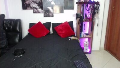ayellen_bhullar public webcam profile photo 3