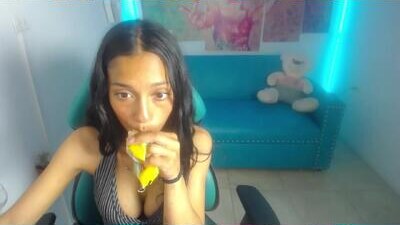 aylanny_m public webcam profile photo 9