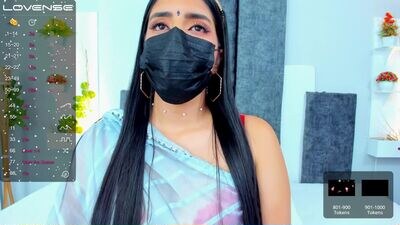 azraa_ public webcam profile photo 2