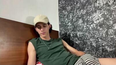 azulyfucsia public webcam profile photo 3