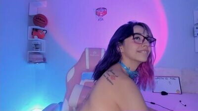 azumi_saan public webcam profile photo 4