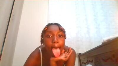 baby_smiler public webcam profile photo 6