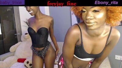 baby_trixie_ public webcam profile photo 3
