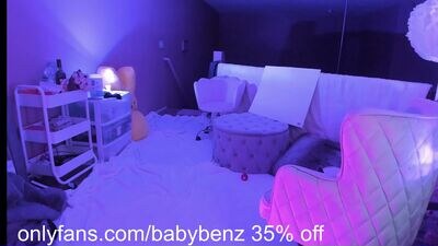 babybenzz public webcam profile photo 4