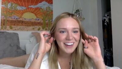 babygirlinlace public webcam profile photo 3