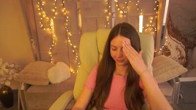 babylumii public webcam profile photo 6