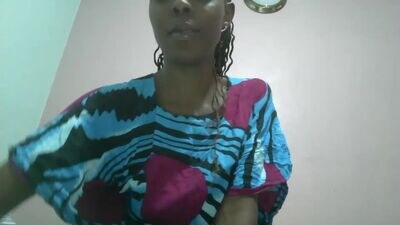 babymiriam public webcam profile photo 2
