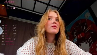 babyyli public webcam profile photo 7