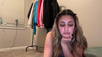 badbihdani18 public webcam profile photo 7