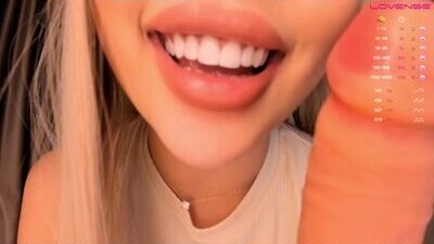 bae_suz public webcam profile photo 6