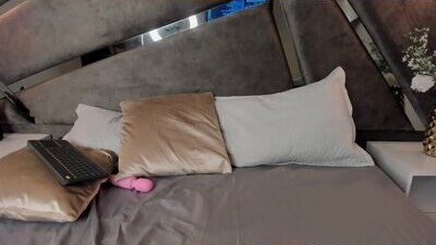 baesuzzy public webcam profile photo 10