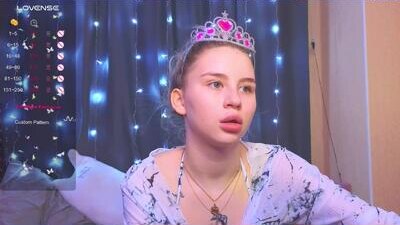 barbieee_doll public webcam profile photo 8