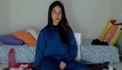 barelylegal11 public webcam profile photo 6