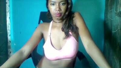 bautty_good public webcam profile photo 3