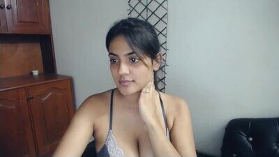 bby_naughty public webcam profile photo 4