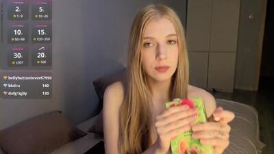 beatricemoonlight public webcam profile photo 3