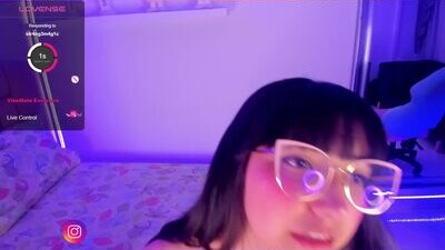 becca_04 public webcam profile photo 6
