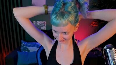 beeelle public webcam profile photo 2
