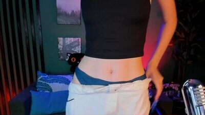 beeelle public webcam profile photo 3