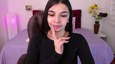 bella_blue18 public webcam profile photo 4