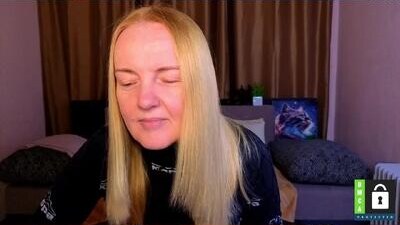 bella_hadatt public webcam profile photo 5