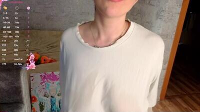bella_soft public webcam profile photo 4