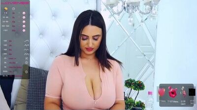 belladoyle public webcam profile photo 2