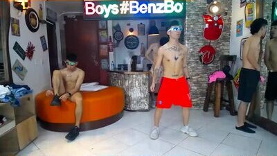 benz_boys public webcam profile photo 8