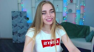 best_july_here public webcam profile photo 3