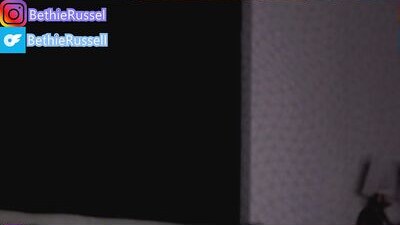 bethierussell public webcam profile photo 10