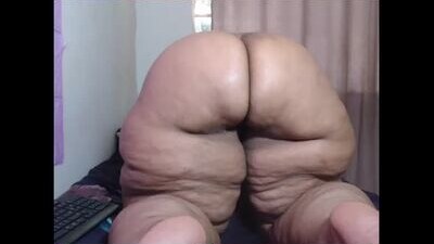bigasscurvyxx public webcam profile photo 7