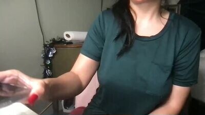 bigb00tyjudi public webcam profile photo 2
