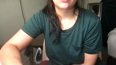 bigb00tyjudi public webcam profile photo 4