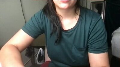 bigb00tyjudi public webcam profile photo 5