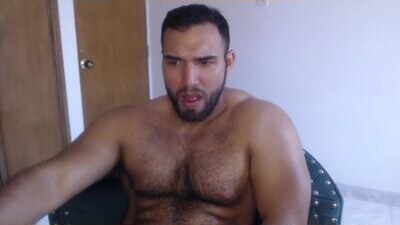 bigmusclemacho public webcam profile photo 5