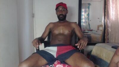 black_latin2728 public webcam profile photo 2