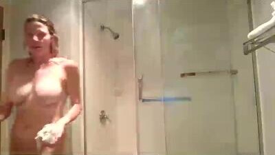 blondeboobsbooty public webcam profile photo 8