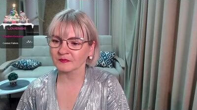 blondebrilliant public webcam profile photo 6