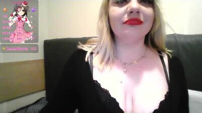 blondeplay4you public webcam profile photo 10