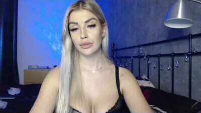 blondetatgirl public webcam profile photo 10