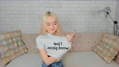 blondydolly public webcam profile photo 4