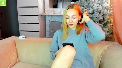blondylilu public webcam profile photo 3