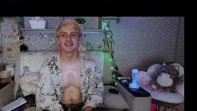 bloodyblondiee public webcam profile photo 8