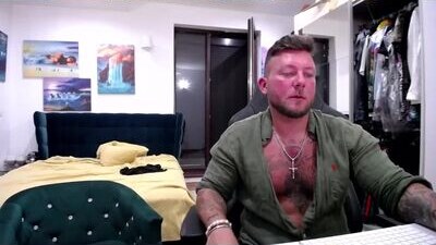 blowmyxxl public webcam profile photo 10