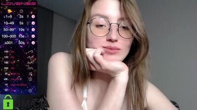 blue_eyessssss public webcam profile photo 2