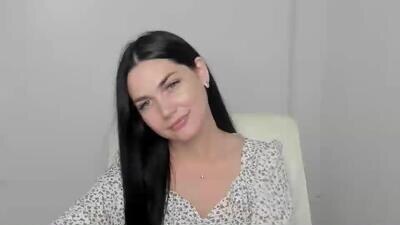 blum_kelly public webcam profile photo 3